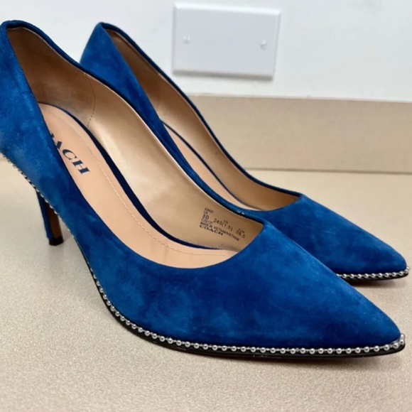 SOLD Coach Waverly Heel Beadchain - Picture 2 of 4